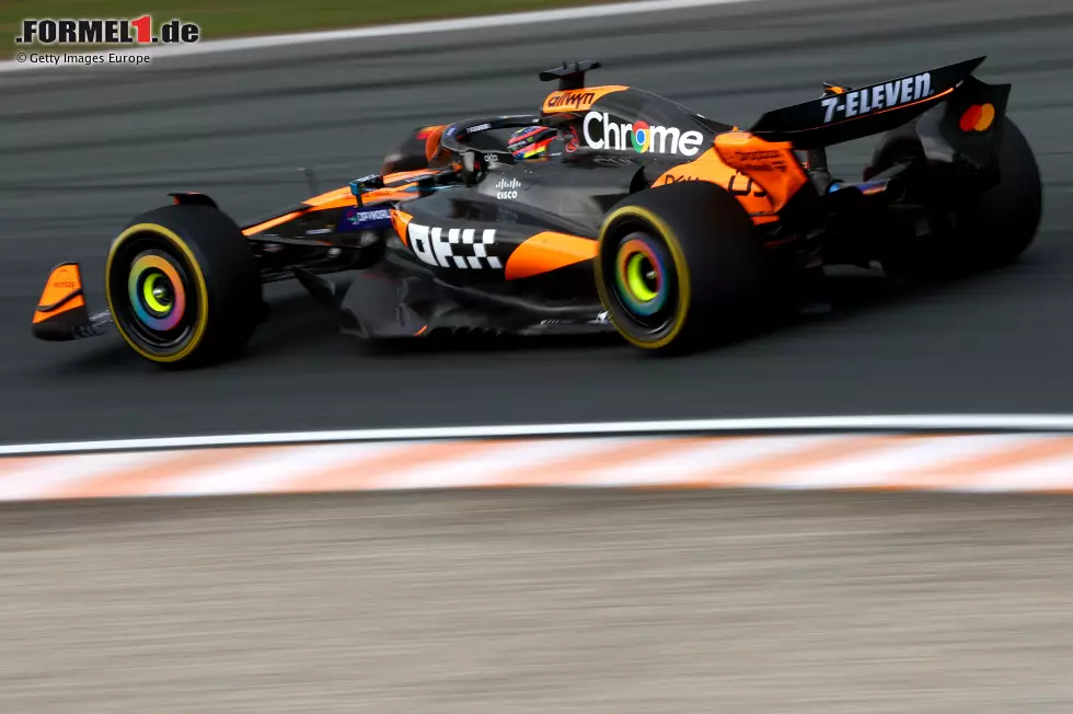 Foto zur News: Oscar Piastri (McLaren)