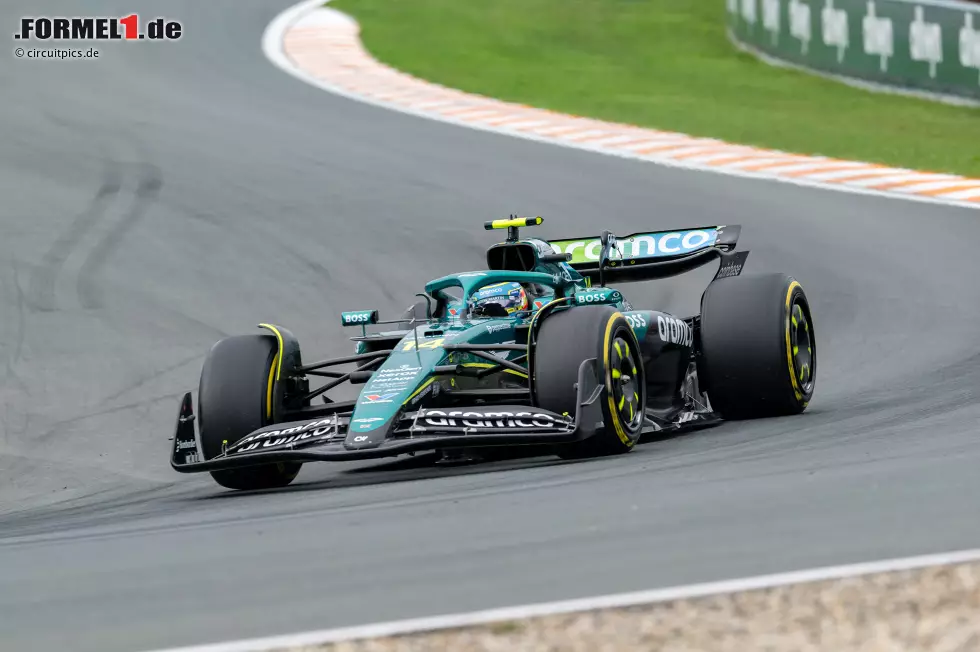 Foto zur News: Fernando Alonso (Aston Martin)