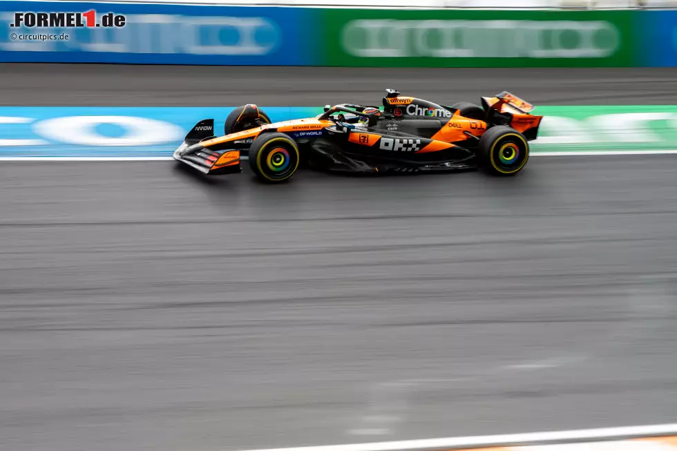 Foto zur News: Oscar Piastri (McLaren)