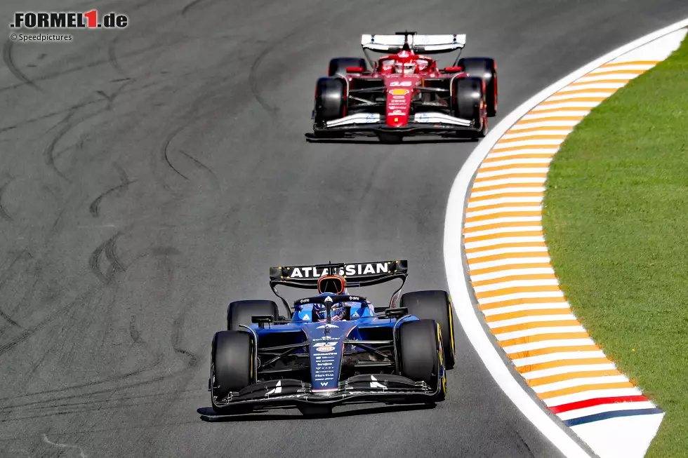 Foto zur News: Alexander Albon (Williams) und Charles Leclerc (Ferrari)