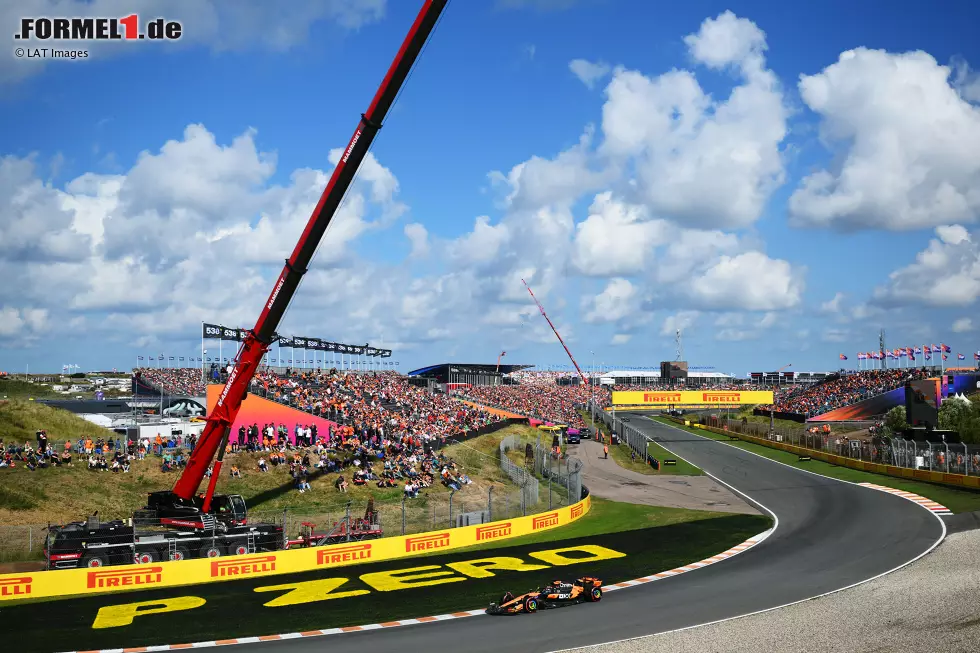 Foto zur News: Oscar Piastri (McLaren)