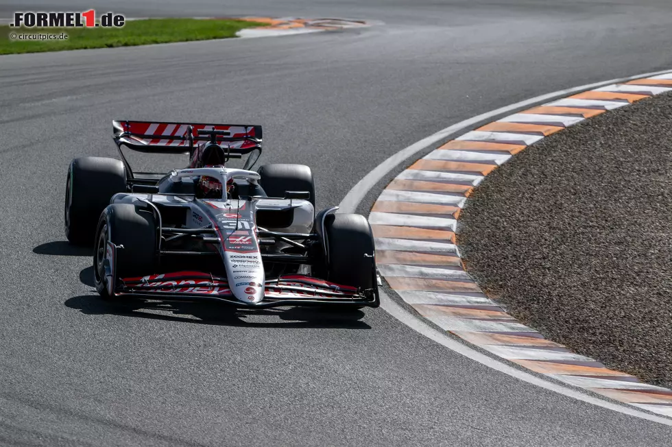 Foto zur News: Esteban Ocon (Haas)