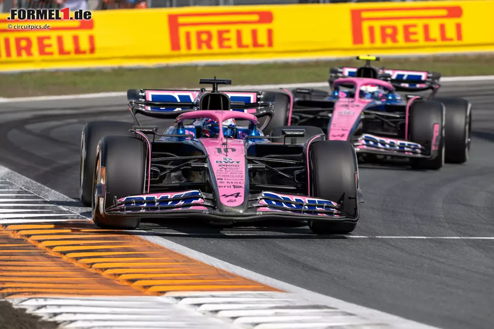 Foto zur News: Pierre Gasly (Alpine) und Franco Colapinto (Alpine)