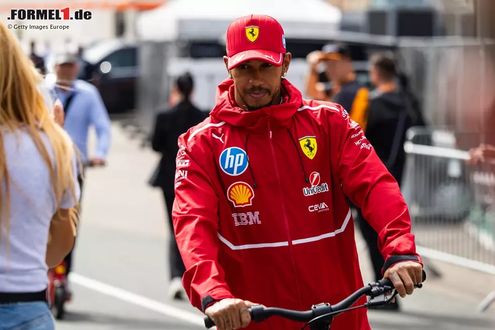 Foto zur News: Lewis Hamilton (Ferrari)