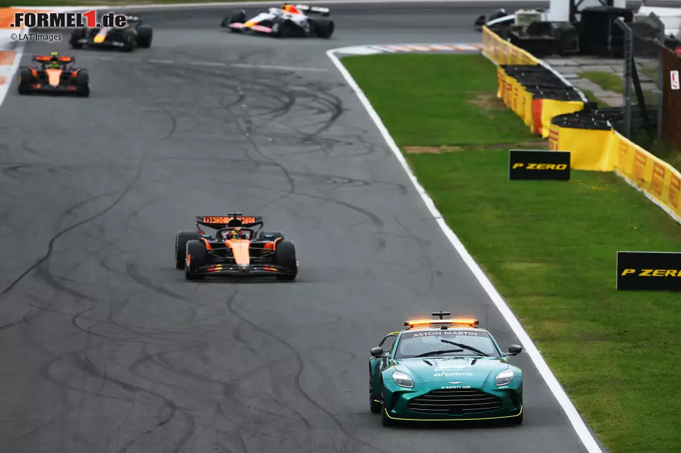 Foto zur News: Oscar Piastri (McLaren)