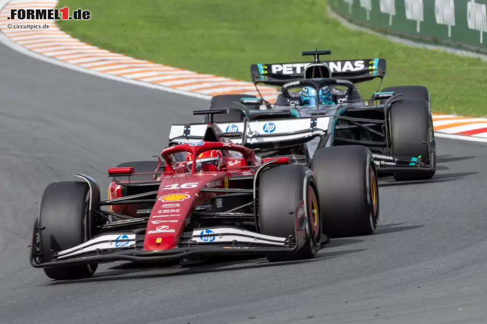 Foto zur News: Charles Leclerc (Ferrari) und George Russell (Mercedes)