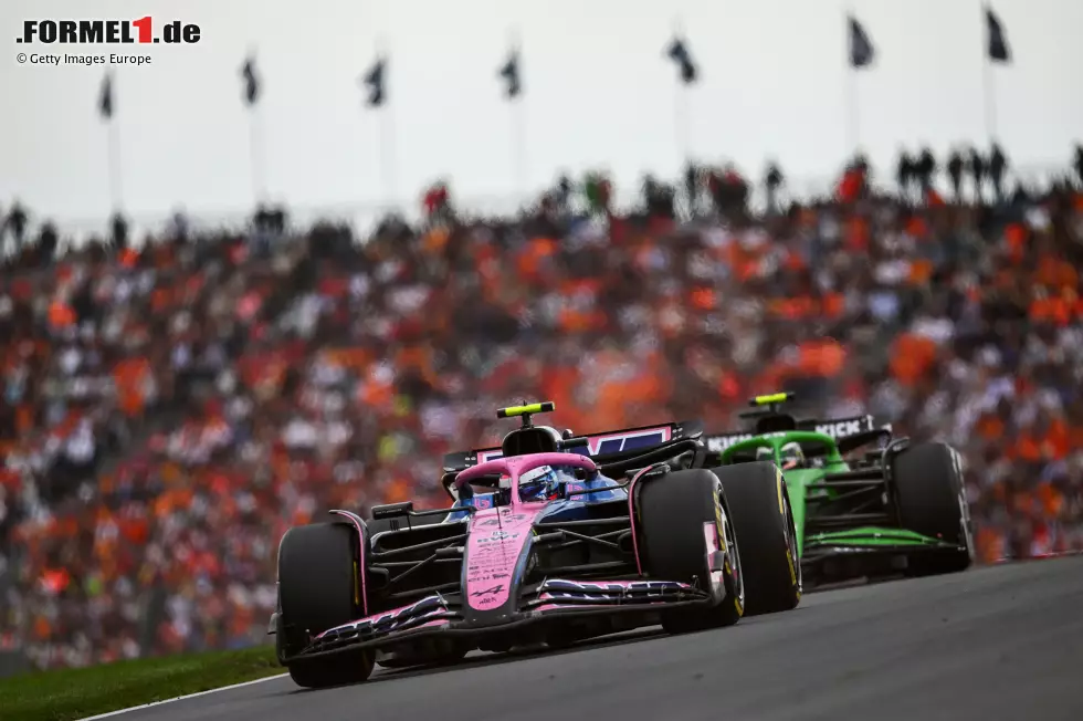 Foto zur News: Franco Colapinto (Alpine) und Gabriel Bortoleto (Sauber)