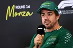 Foto zur News: Fernando Alonso (Aston Martin)