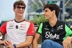 Foto zur News: Oliver Bearman (Haas) und Gabriel Bortoleto (Sauber)