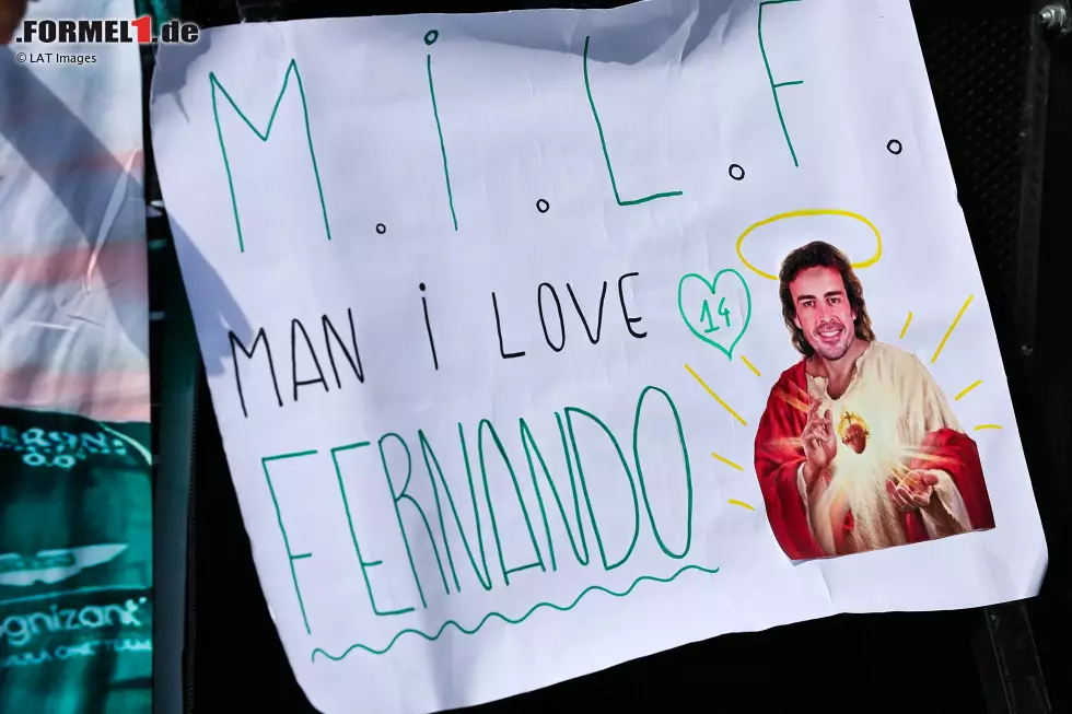 Foto zur News: Fernando Alonso (Aston Martin)