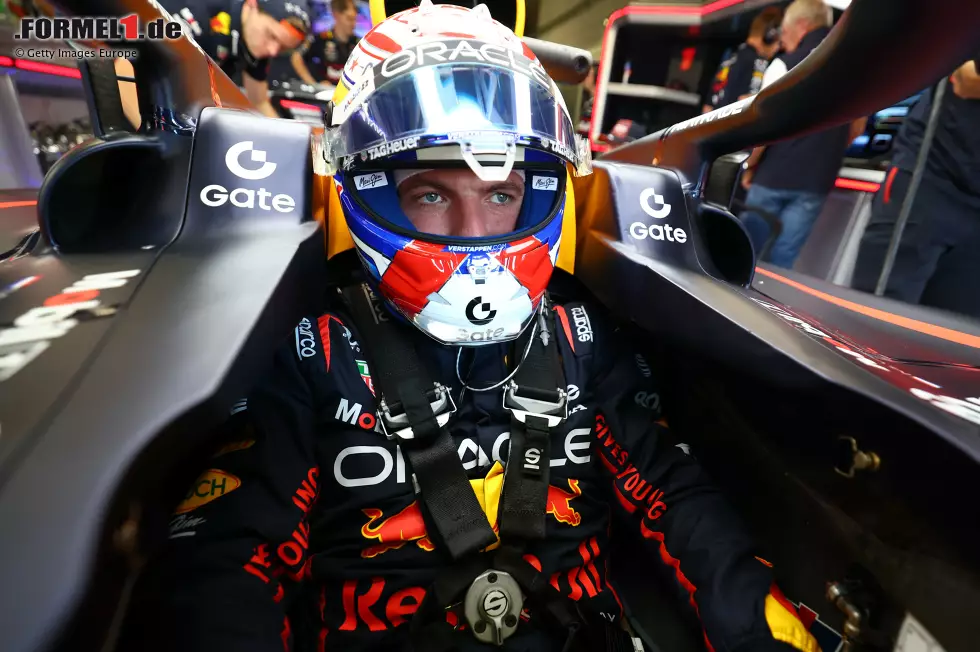 Foto zur News: Max Verstappen (Red Bull) und Mark Thompson