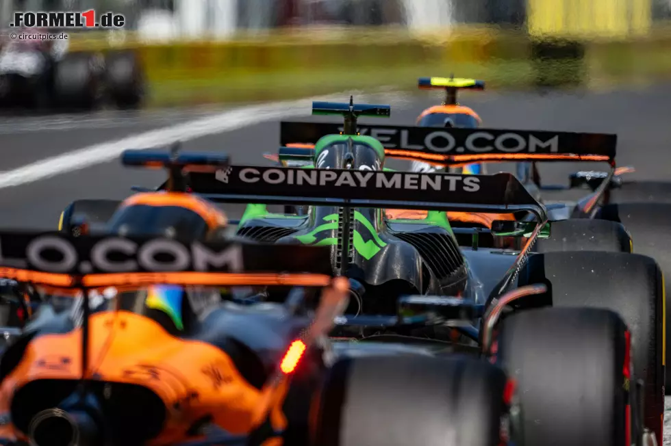 Foto zur News: Lando Norris (McLaren) und Oscar Piastri (McLaren)