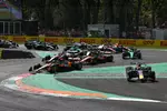 Foto zur News: Max Verstappen (Red Bull) und Lando Norris (McLaren)