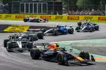 Foto zur News: Andrea Kimi Antonelli und Yuki Tsunoda (Red Bull)