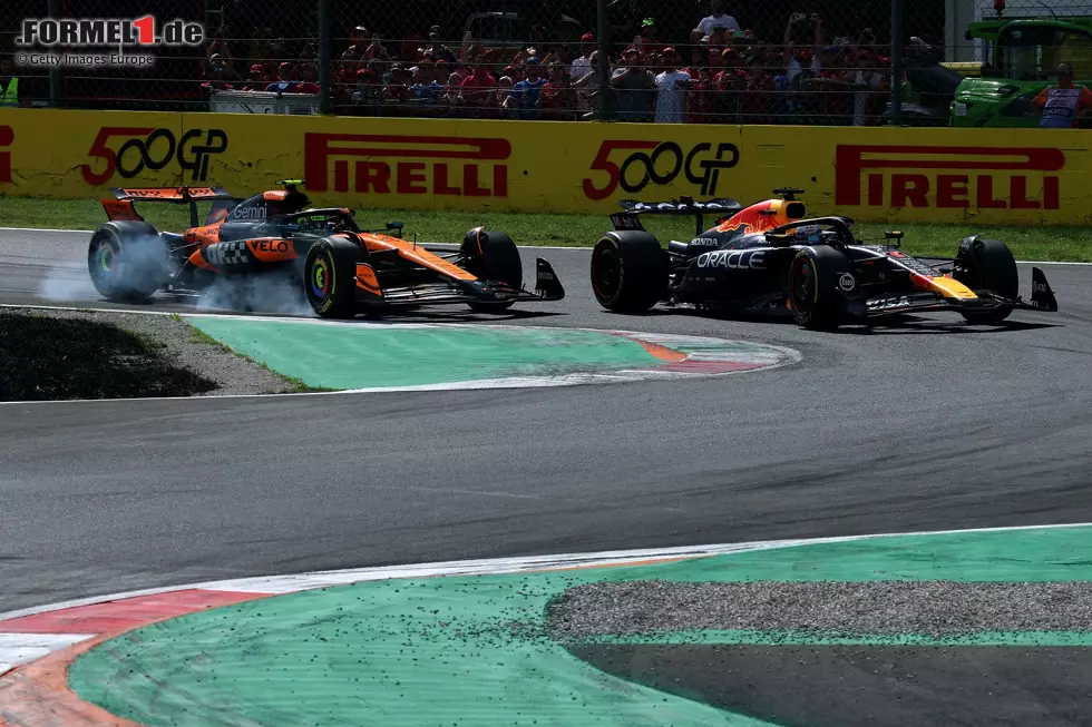 Foto zur News: Max Verstappen (Red Bull), Lando Norris (McLaren) und Mark Thompson