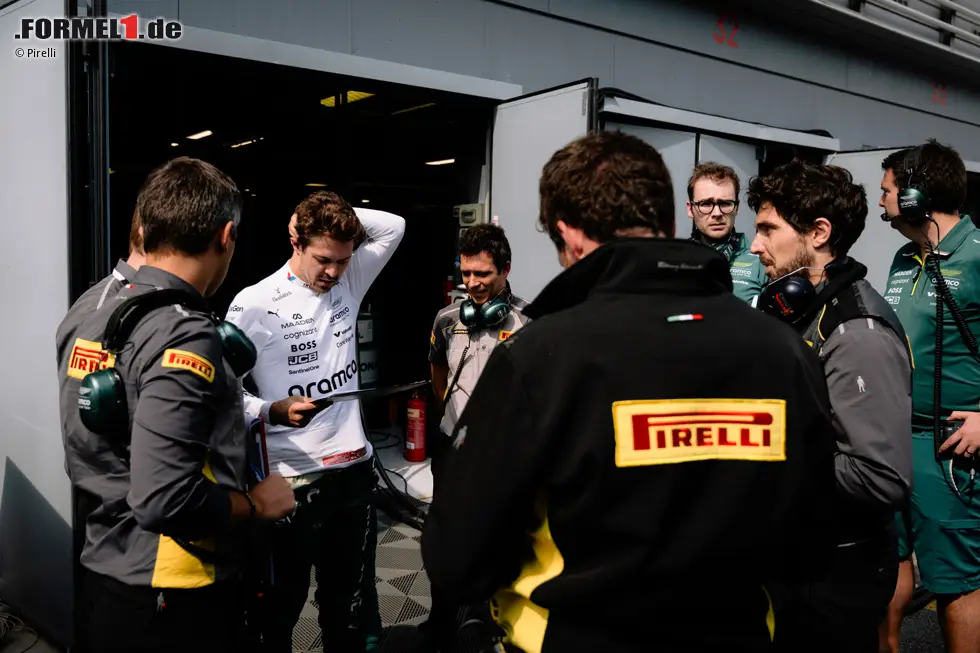 Foto zur News: Felipe Drugovich (Aston Martin)