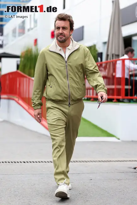 Foto zur News: Fernando Alonso (Aston Martin)