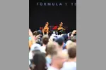 Foto zur News: Oscar Piastri (McLaren) und Lando Norris (McLaren)