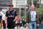 Foto zur News: Max Verstappen (Red Bull), Jos Verstappen und Mark Thompson