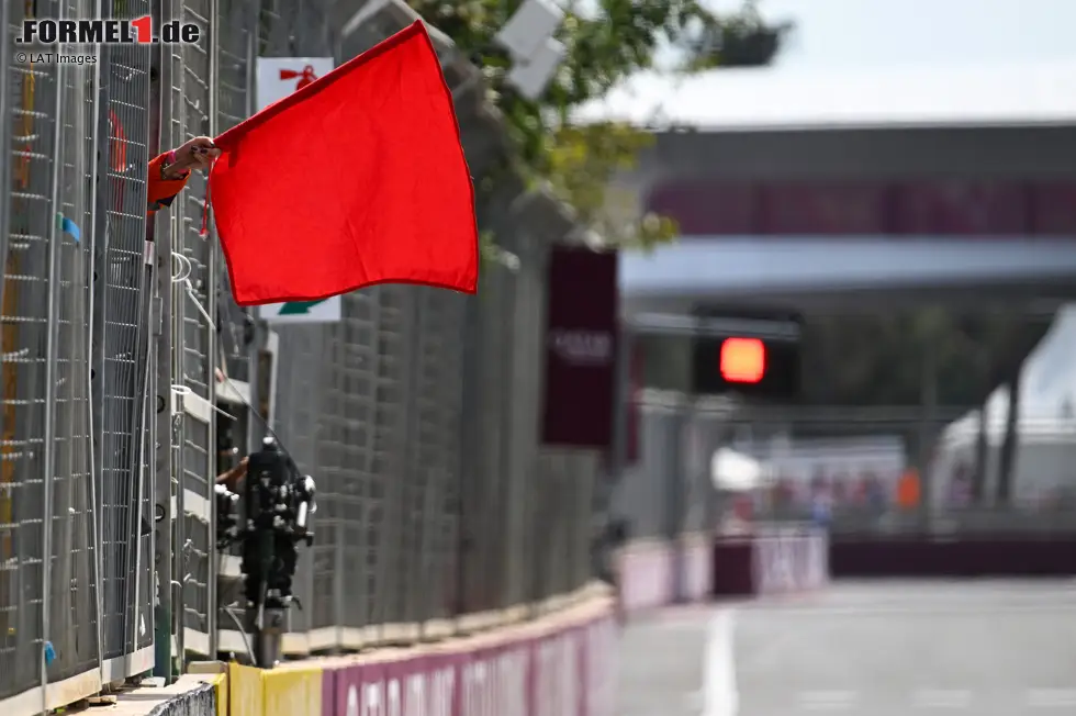 Foto zur News: Rote Flagge in Baku