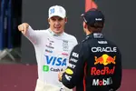 Foto zur News: Max Verstappen (Red Bull) und Liam Lawson (Racing Bulls)