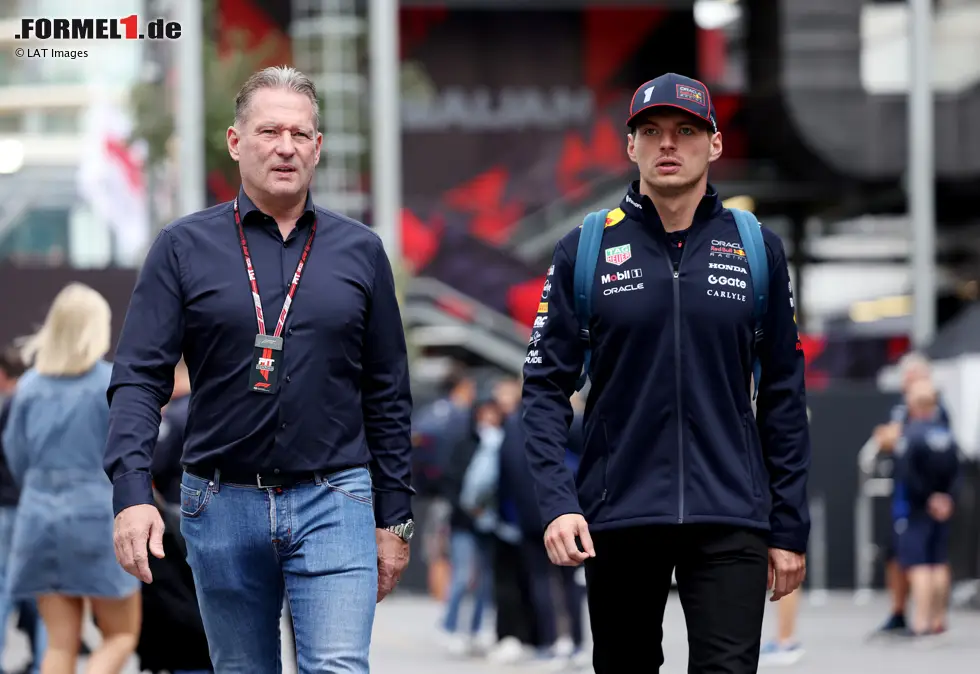 Foto zur News: Max Verstappen (Red Bull) und Jos Verstappen
