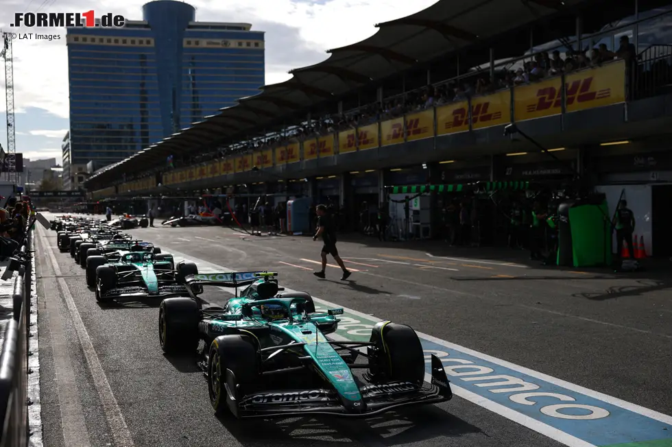 Foto zur News: Fernando Alonso (Aston Martin)