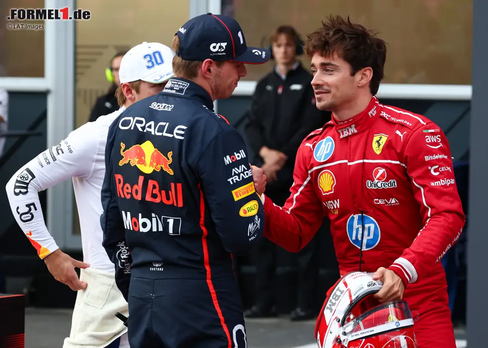 Foto zur News: Charles Leclerc (Ferrari) und Max Verstappen (Red Bull)