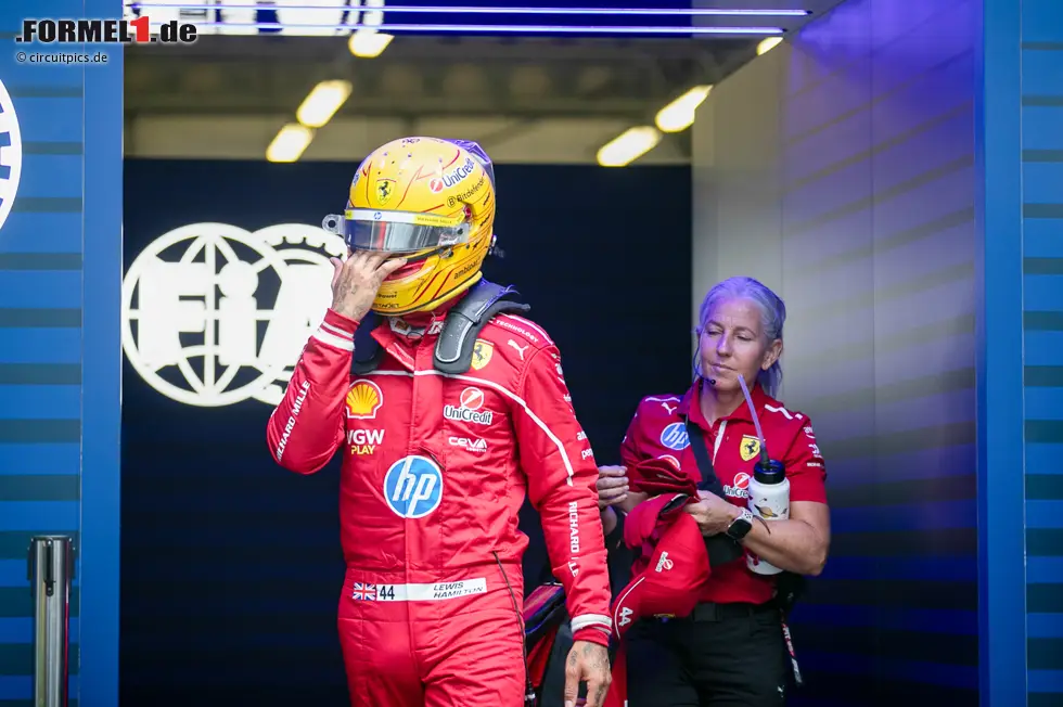 Foto zur News: Lewis Hamilton (Ferrari) mit Physiotherapeutin Angela Cullen