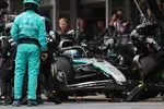 Foto zur News: George Russell (Mercedes) und Mark Thompson