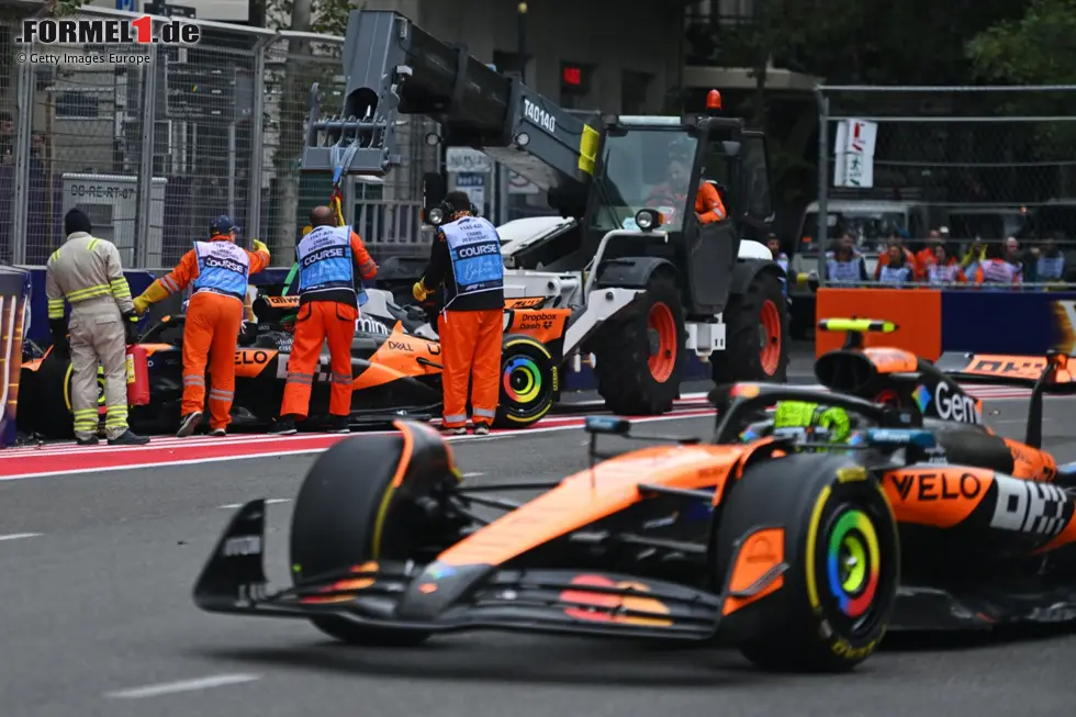 Foto zur News: Oscar Piastri (McLaren) und Lando Norris (McLaren)