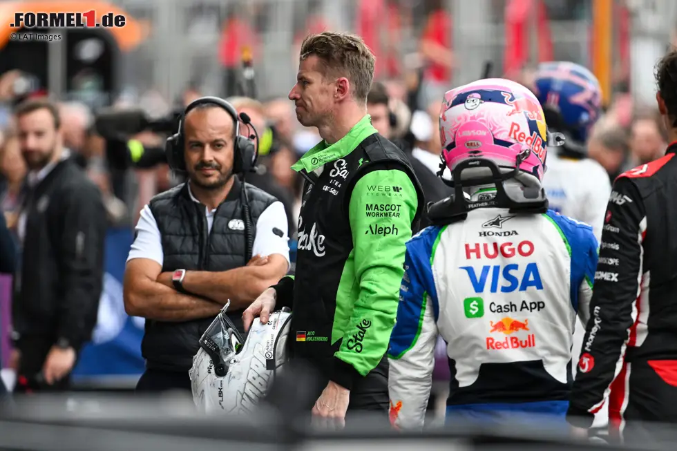 Foto zur News: Nico Hülkenberg (Sauber) und Liam Lawson (Racing Bulls)