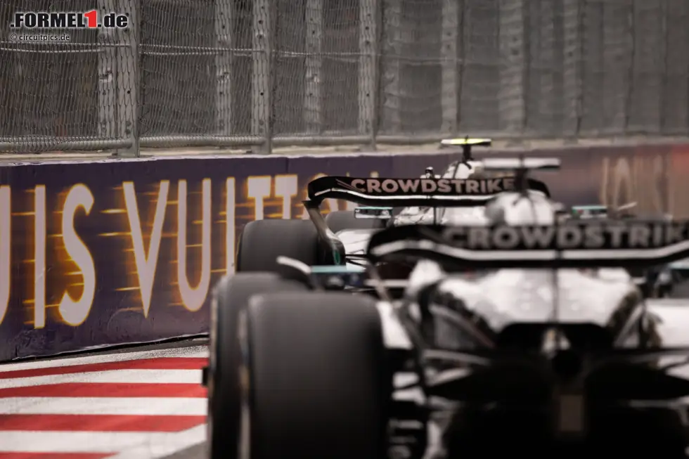 Foto zur News: Andrea Kimi Antonelli (Mercedes)  und George Russell (Mercedes)