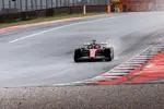 Foto zur News: Guanyu Zhou (Ferrari)