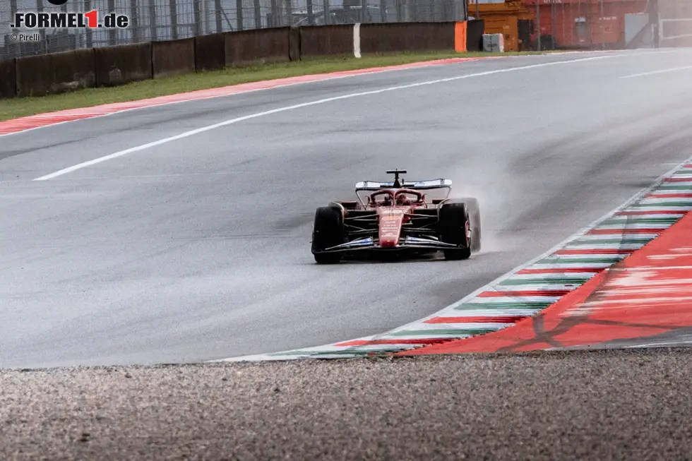 Foto zur News: Guanyu Zhou (Ferrari)