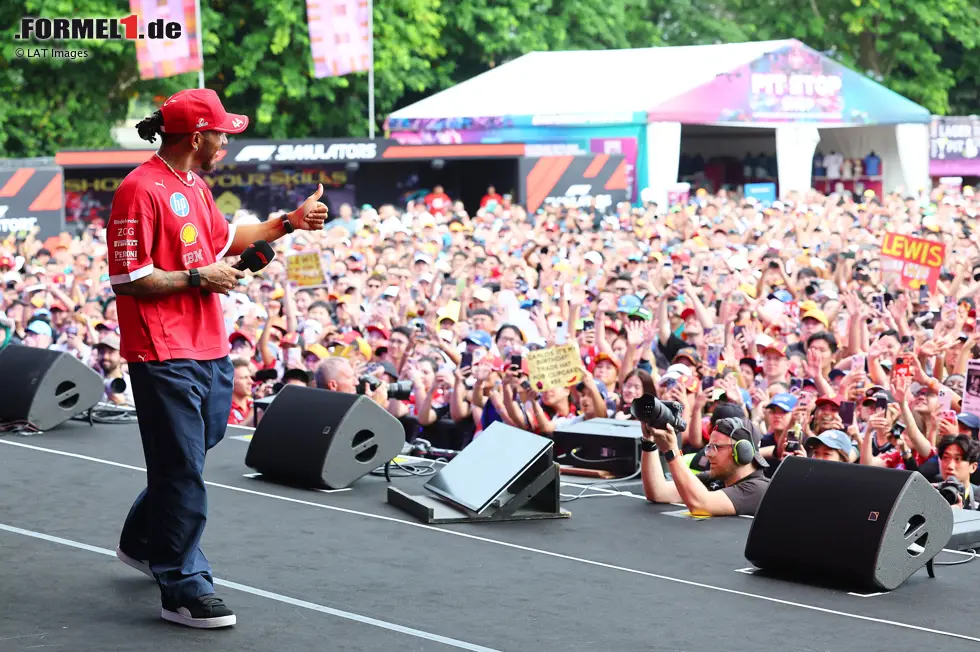 Foto zur News: Lewis Hamilton (Ferrari)