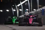 Foto zur News: Pierre Gasly (Alpine) und Nico Hülkenberg (Sauber)