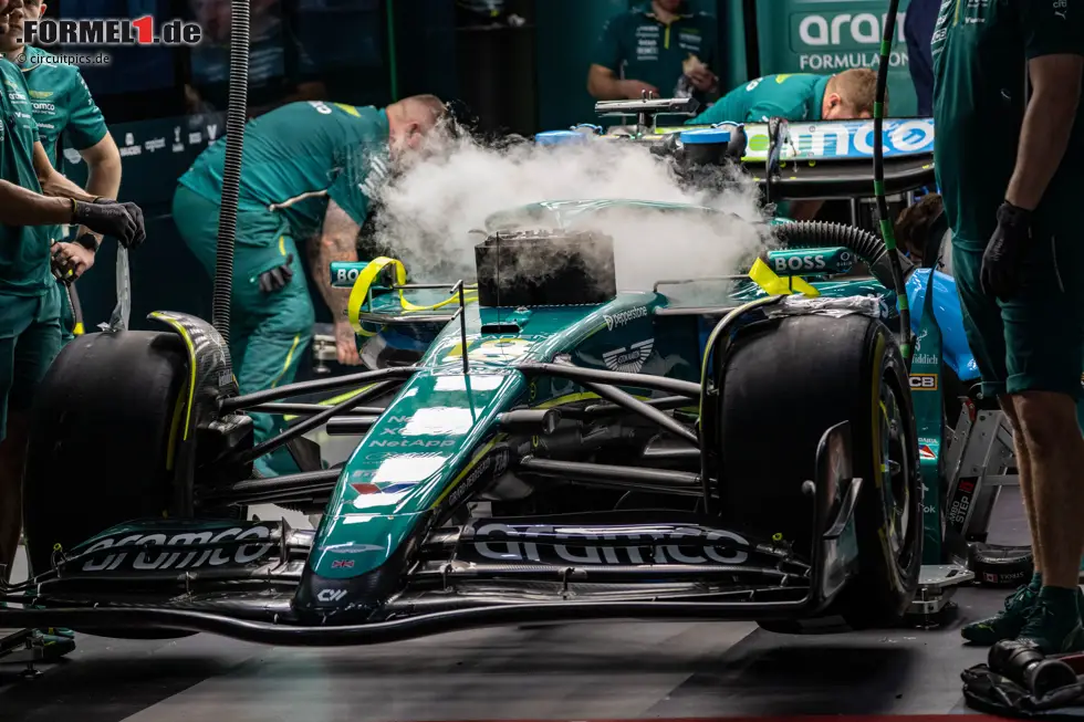 Foto zur News: Fernando Alonso (Aston Martin)