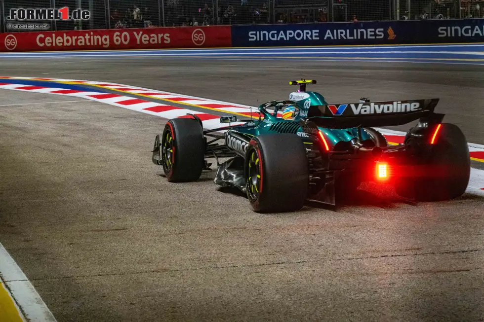 Foto zur News: Fernando Alonso (Aston Martin)