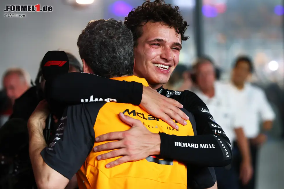 Foto zur News: Lando Norris (McLaren) und Andrea Stella