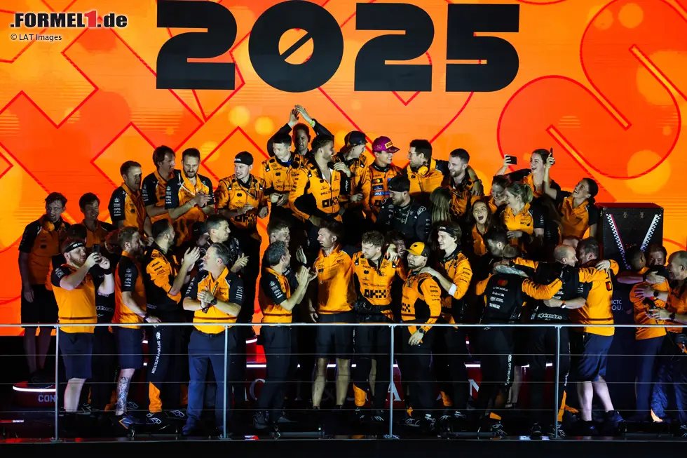 Foto zur News: McLaren jubelt über den WM-Gewinn 2025