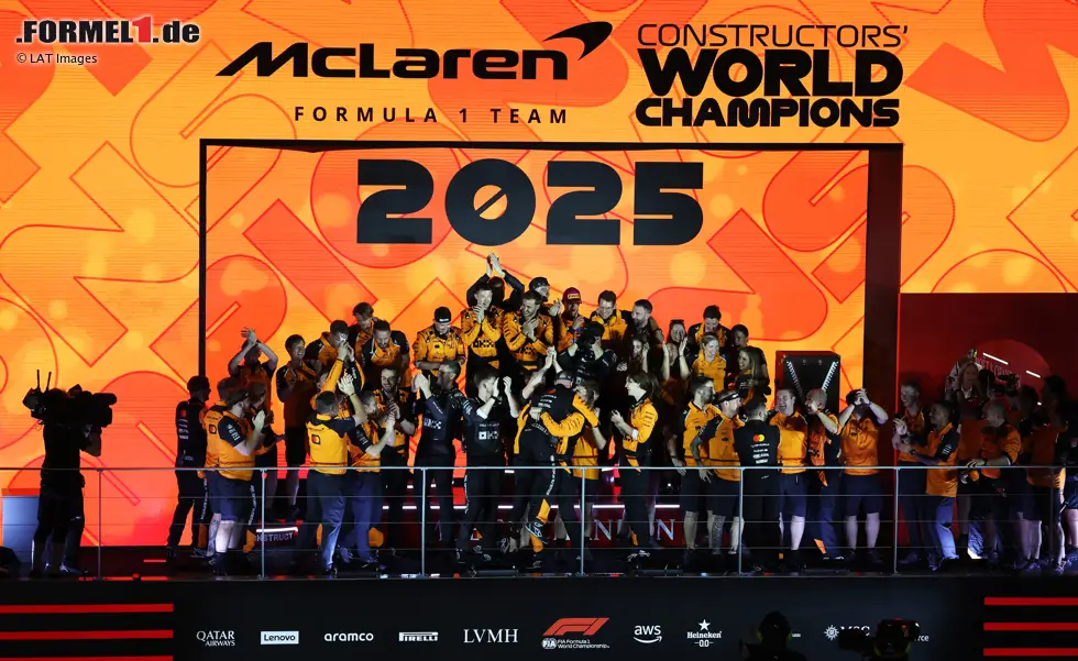 Foto zur News: McLaren jubelt über den WM-Gewinn 2025
