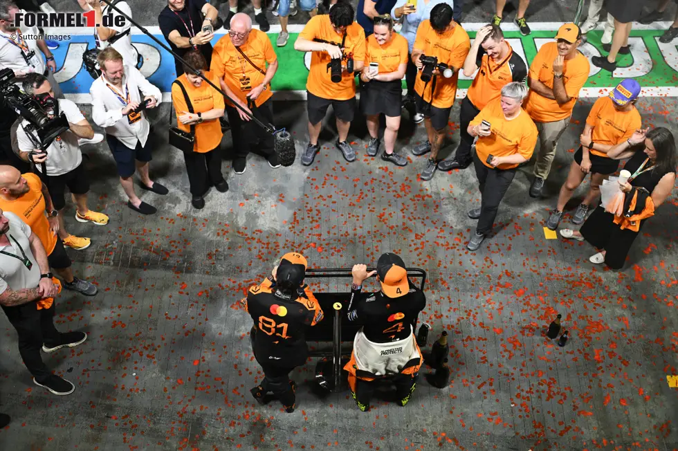 Foto zur News: Lando Norris (McLaren) und Oscar Piastri (McLaren)