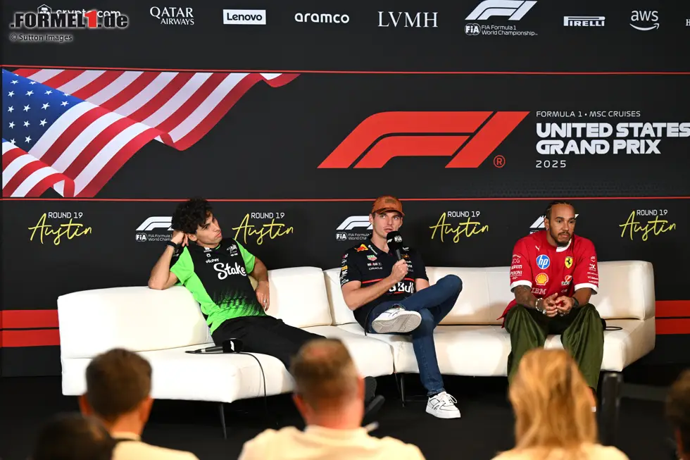 Foto zur News: Max Verstappen (Red Bull), Gabriel Bortoleto (Sauber) und Lewis Hamilton (Ferrari)