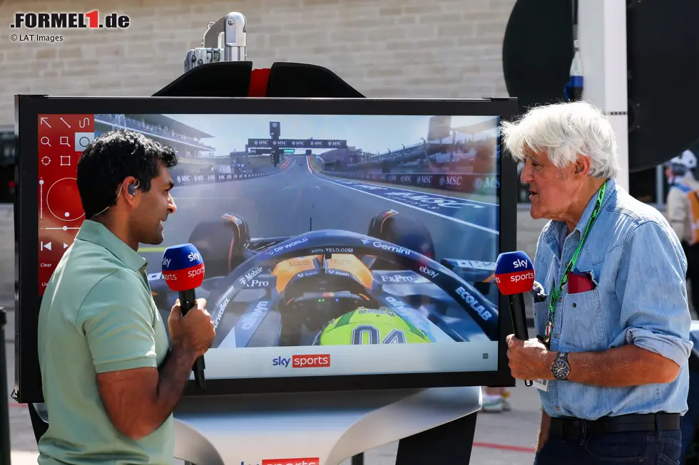 Foto zur News: Karun Chandhok mit Jay Leno
