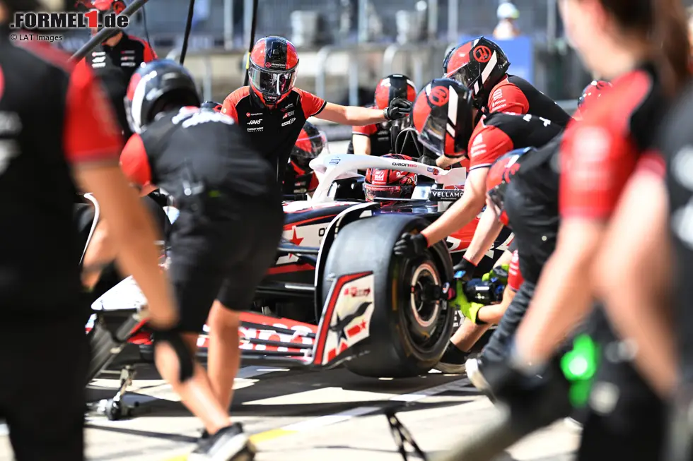 Foto zur News: Esteban Ocon (Haas)