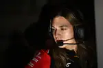Foto zur News: Laura Müller, Renningenieurin von Esteban Ocon (Haas)