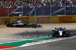 Foto zur News: Andrea Kimi Antonelli (Mercedes) und Carlos Sainz (Williams)