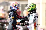 Foto zur News: Max Verstappen (Red Bull) und Lando Norris (McLaren)