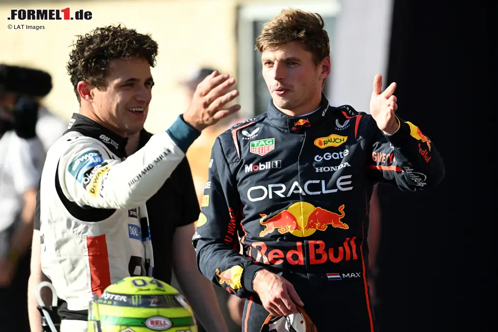 Foto zur News: Max Verstappen (Red Bull) und Lando Norris (McLaren)